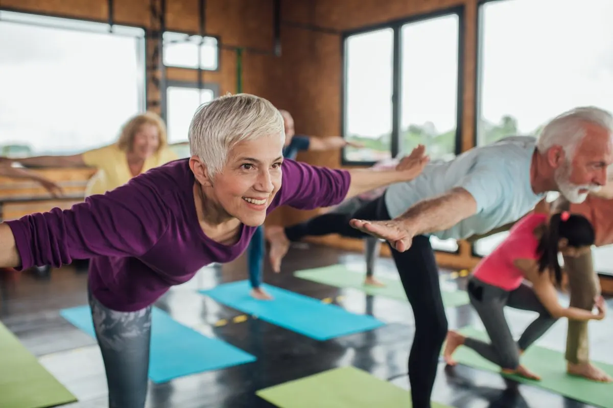 Les meilleures postures de Yoga pour les seniors
